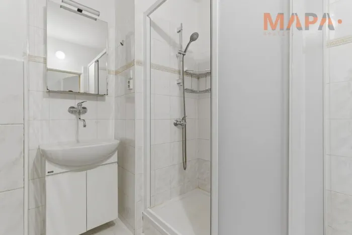 Prodej bytu 3+1, Praha - Prosek, Prosecká, 69 m2