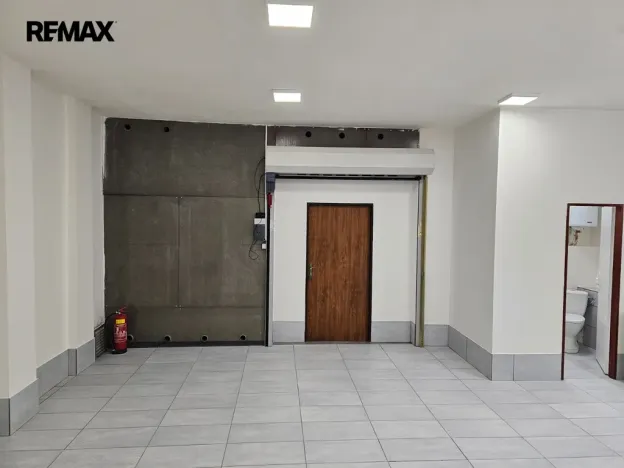 Pronájem obchodního prostoru, Praha - Žižkov, Vlkova, 50 m2
