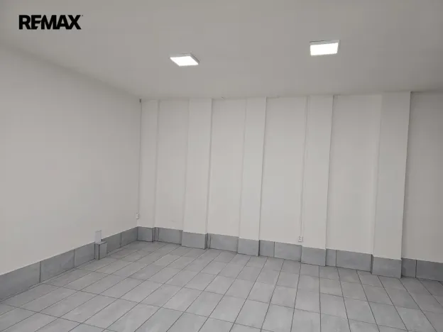 Pronájem obchodního prostoru, Praha - Žižkov, Vlkova, 50 m2