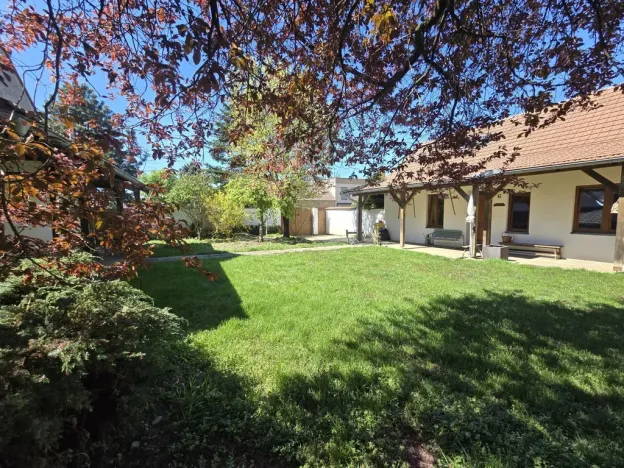 Prodej rodinného domu, Blanné, 150 m2