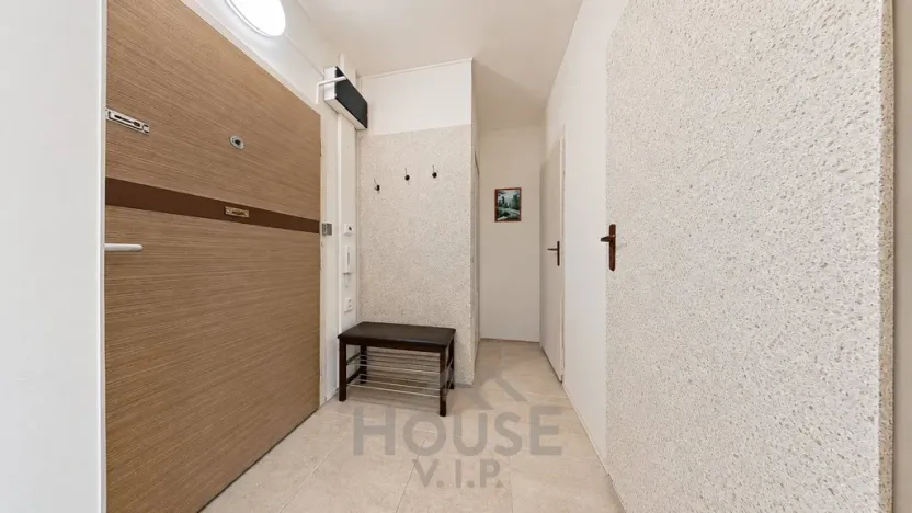 Prodej bytu 1+1, Praha - Háje, Matúškova, 30 m2