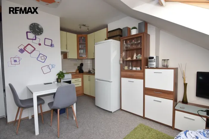 Pronájem bytu 2+kk, Olomouc - Nová Ulice, Před lipami, 51 m2