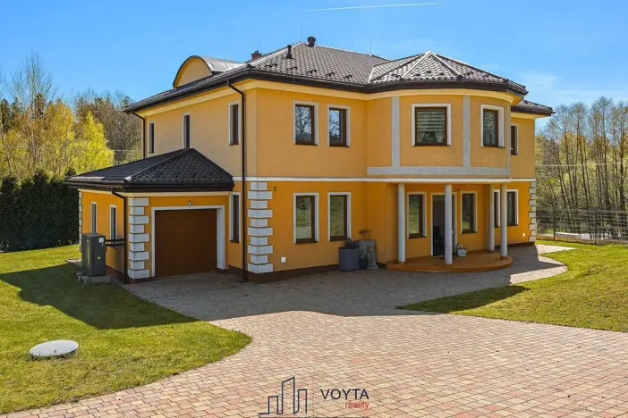 Prodej vily, Nová Role, 347 m2