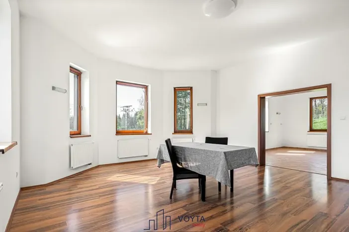 Prodej vily, Nová Role, 347 m2