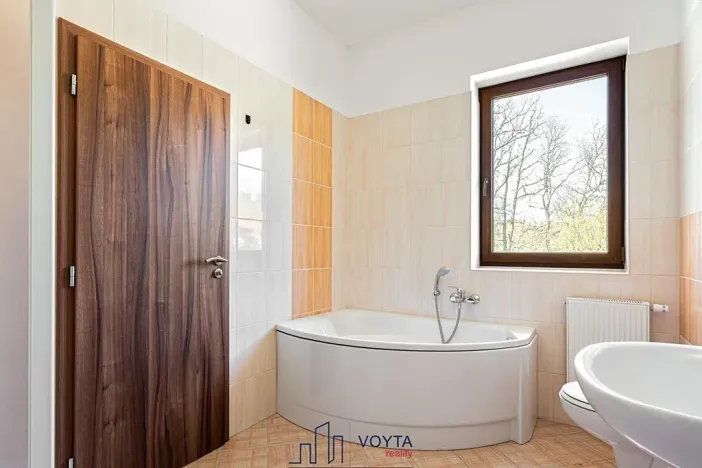 Prodej vily, Nová Role, 347 m2