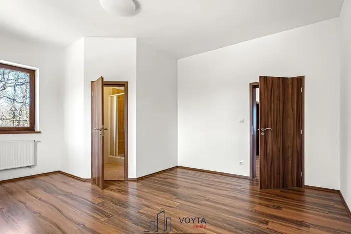 Prodej vily, Nová Role, 347 m2
