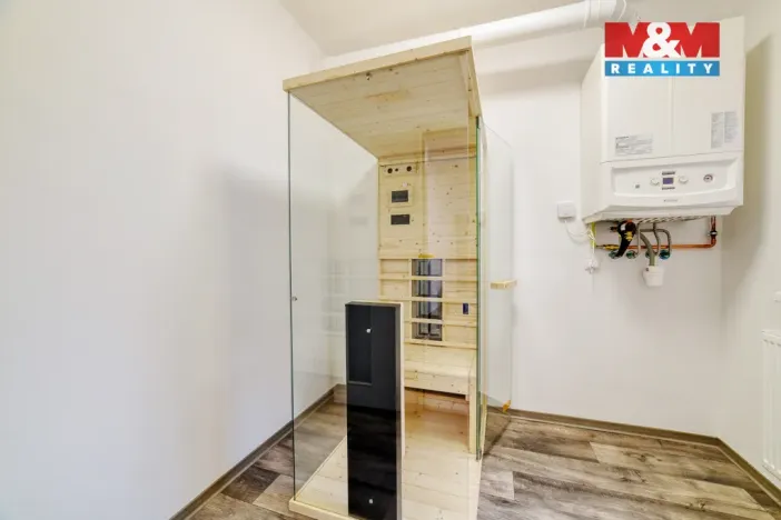Pronájem bytu 4+1, Cheb, Májová, 121 m2
