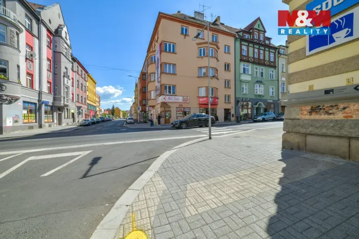 Pronájem bytu 4+1, Cheb, Májová, 121 m2