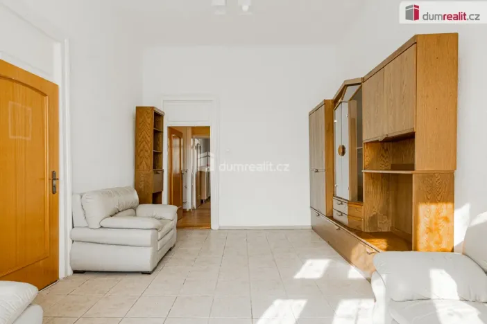 Pronájem bytu 2+1, Karlovy Vary, náměstí Dr. M. Horákové, 53 m2