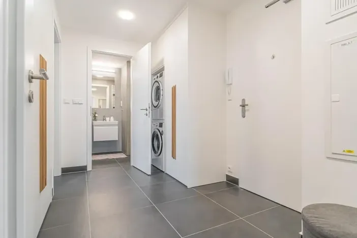 Pronájem bytu 2+kk, Praha - Prosek, Litoměřická, 55 m2