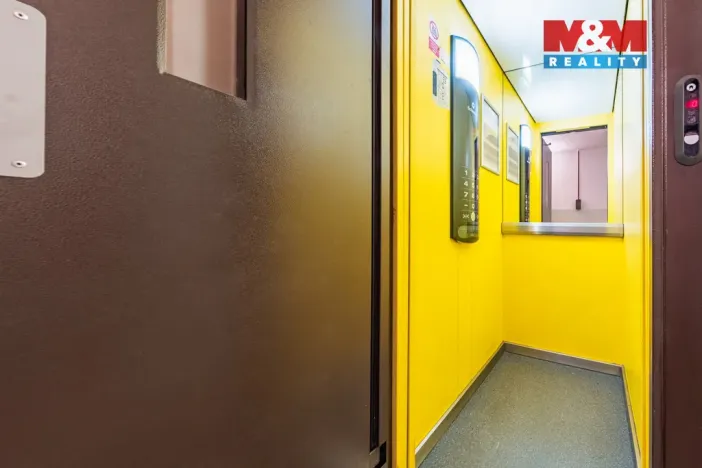 Prodej bytu 2+kk, Praha - Stodůlky, V hůrkách, 40 m2