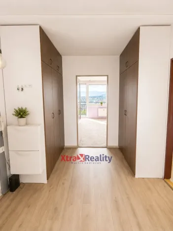 Prodej bytu 3+1, Teplice - Trnovany, Trnovanská, 71 m2
