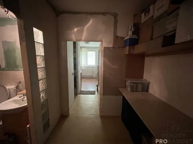 Prodej bytu 1+kk, Brno, Mutěnická, 33 m2
