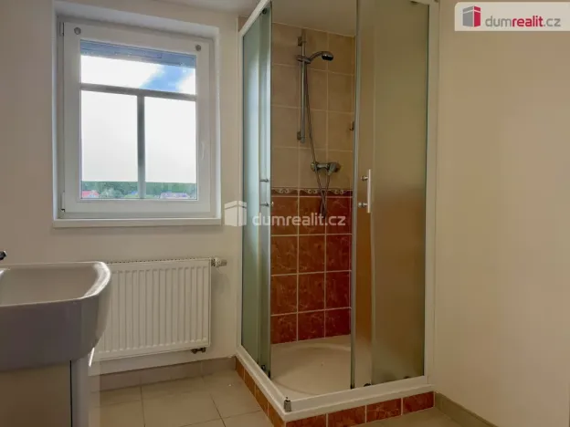 Pronájem bytu 1+kk, Vojkovice, 40 m2