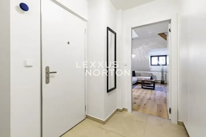 Pronájem bytu 2+kk, Praha - Staré Město, V kotcích, 70 m2