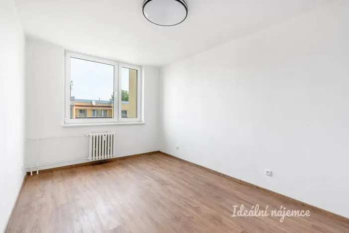 Pronájem bytu 3+1, Praha - Zbraslav, Ke Kamínce, 80 m2