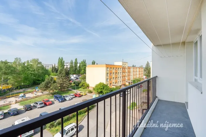 Pronájem bytu 3+1, Praha - Zbraslav, Ke Kamínce, 80 m2