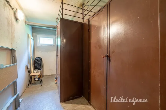 Pronájem bytu 3+1, Praha - Zbraslav, Ke Kamínce, 80 m2