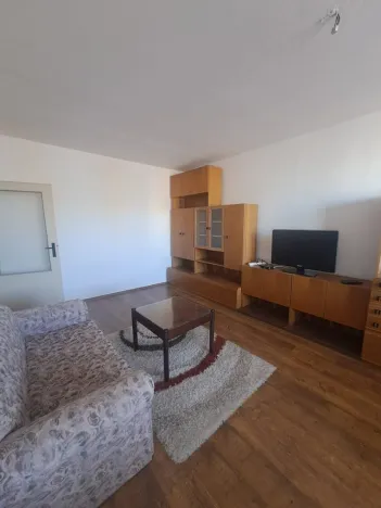 Pronájem bytu 3+1, Hradec Králové, třída Edvarda Beneše, 98 m2