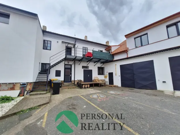 Pronájem bytu 1+kk, Rostoklaty - Nová Ves II, 28 m2