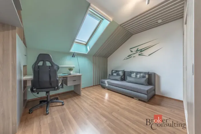 Prodej rodinného domu, Čelákovice - Sedlčánky, Matěje Koštíře, 220 m2