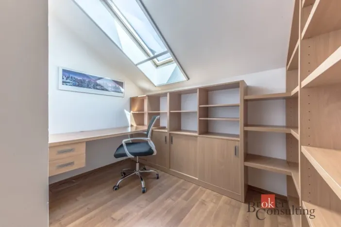 Prodej rodinného domu, Čelákovice - Sedlčánky, Matěje Koštíře, 220 m2