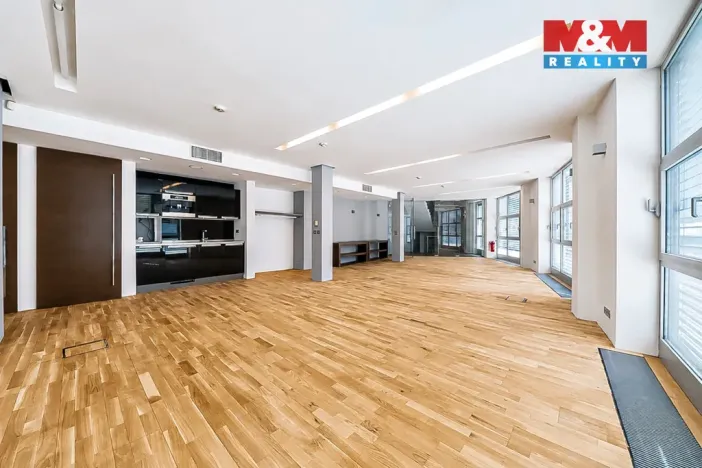 Pronájem kanceláře, Olomouc, Horní náměstí, 708 m2