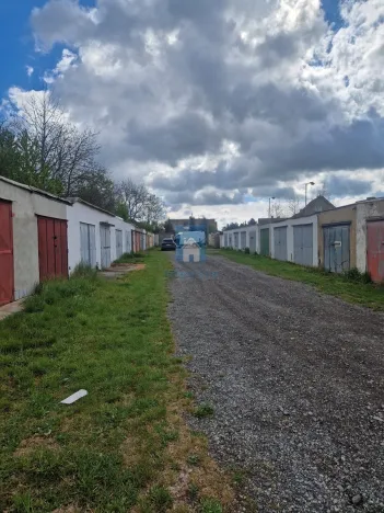 Pronájem garáže, Praha - Běchovice, 26 m2