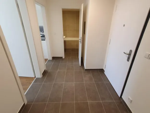 Pronájem bytu 2+kk, Praha, Smržových, 61 m2