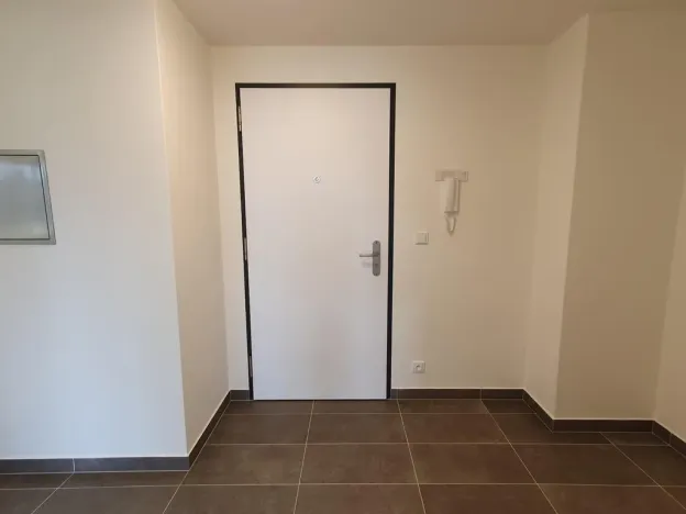Pronájem bytu 2+kk, Praha, Smržových, 61 m2