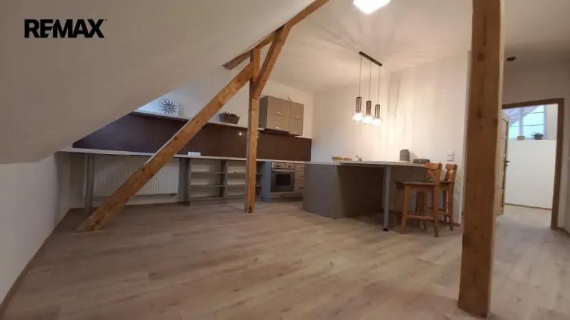 Prodej bytu 3+kk, Karlovy Vary - Drahovice, Mattoniho nábřeží, 75 m2