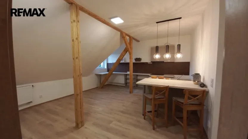 Prodej bytu 3+kk, Karlovy Vary - Drahovice, Mattoniho nábřeží, 75 m2