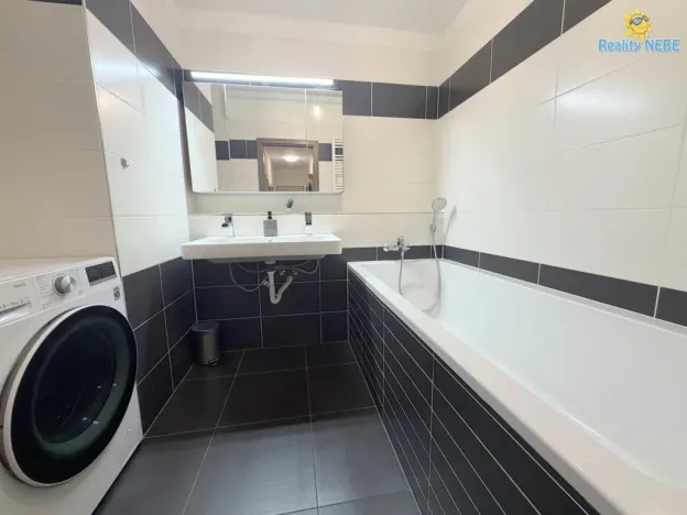 Pronájem bytu 3+kk, Praha - Modřany, Soukalova, 100 m2