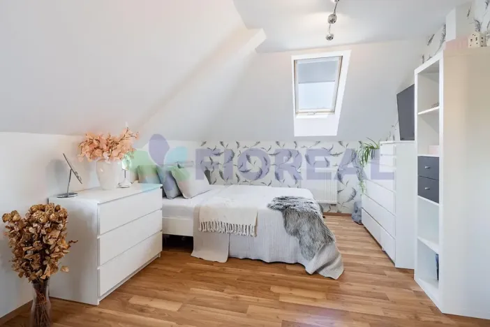 Prodej rodinného domu, Strančice, V Zátiší, 202 m2