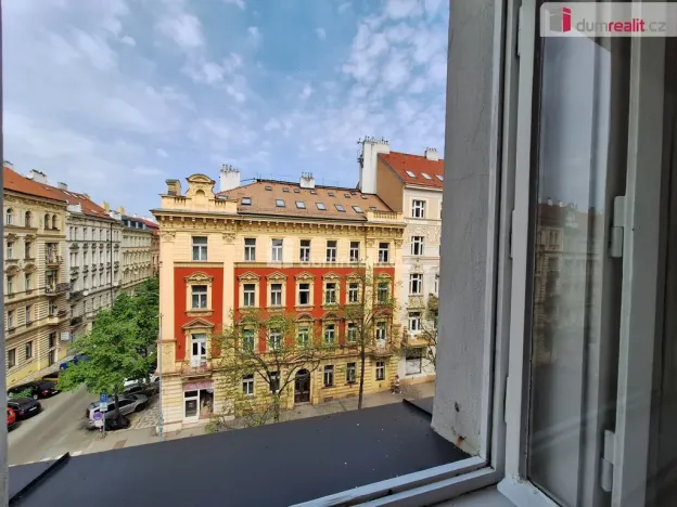Pronájem bytu 3+kk, Praha, Chodská, 82 m2
