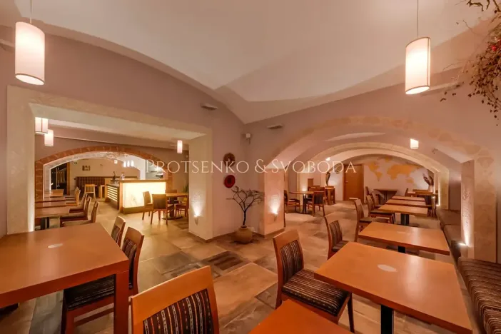 Prodej restaurace, Praha - Nové Město, Legerova, 655 m2