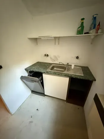 Pronájem obchodního prostoru, Praha - Nové Město, Rumunská, 200 m2