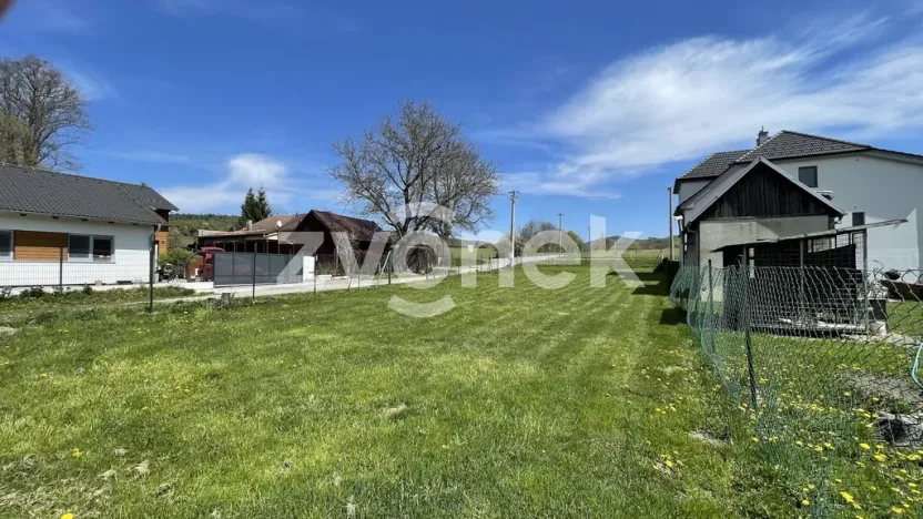 Prodej pozemku pro bydlení, Březůvky, 600 m2