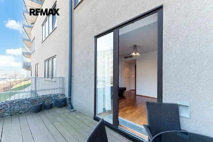 Pronájem bytu 3+kk, Praha - Žižkov, Ke kapslovně, 107 m2