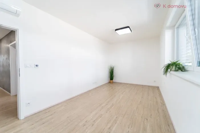 Prodej bytu 4+kk, Kyjov, U Sklepů, 93 m2