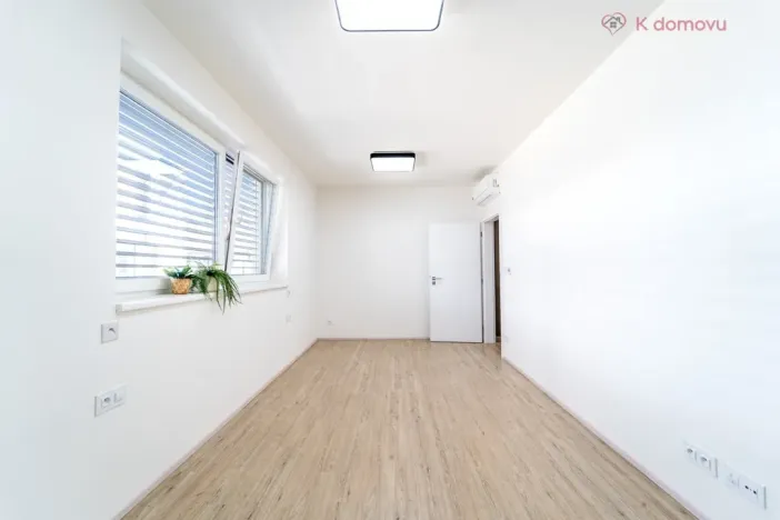 Prodej bytu 4+kk, Kyjov, U Sklepů, 93 m2