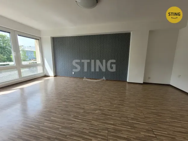 Pronájem bytu 1+1, Ostrava, Nádražní, 47 m2