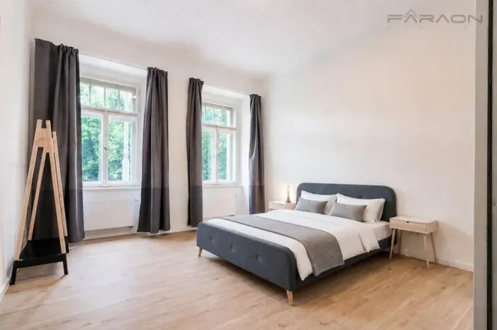 Pronájem bytu 2+1, Praha - Karlín, 75 m2