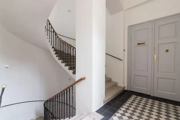 Pronájem bytu 2+1, Praha - Karlín, Sokolovská, 75 m2