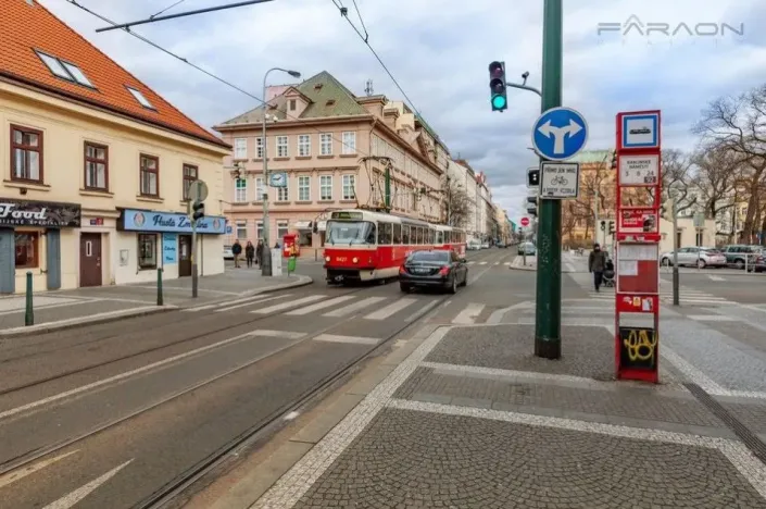 Pronájem bytu 2+1, Praha - Karlín, Sokolovská, 75 m2