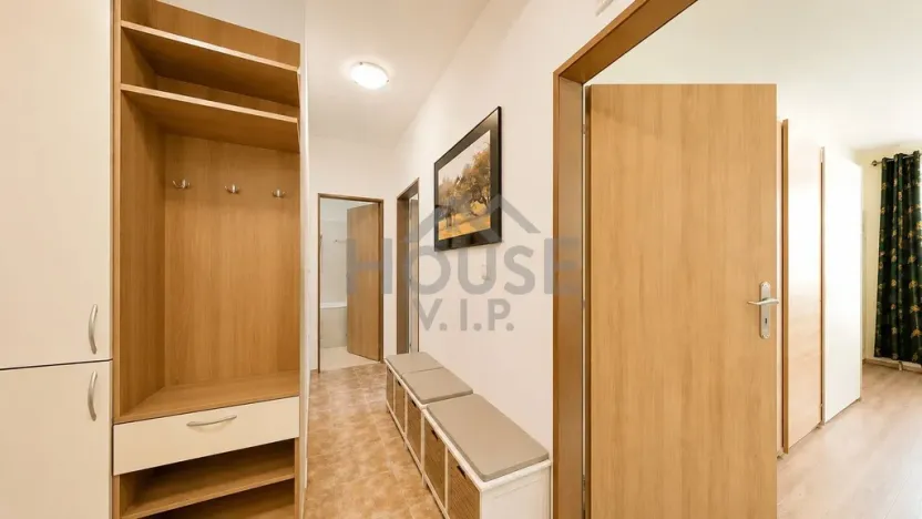 Prodej bytu 2+kk, Praha - Čakovice, Marty Krásové, 56 m2
