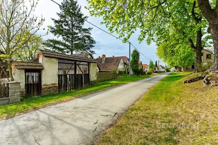 Prodej zemědělské usedlosti, Loket, 80 m2