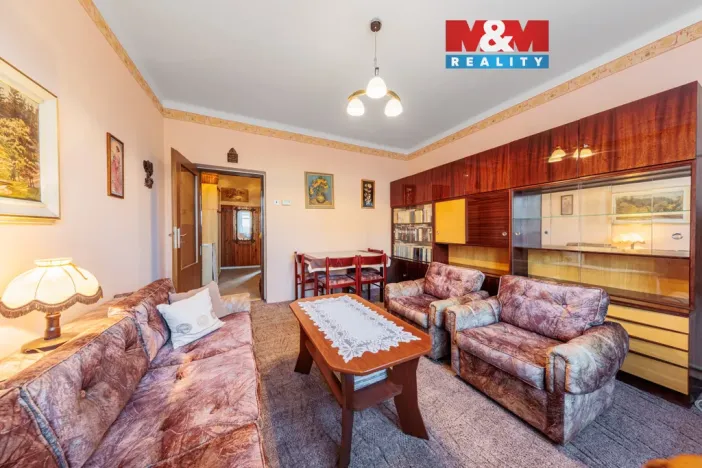 Prodej bytu 2+1, Karlovy Vary - Stará Role, Závodu míru, 59 m2