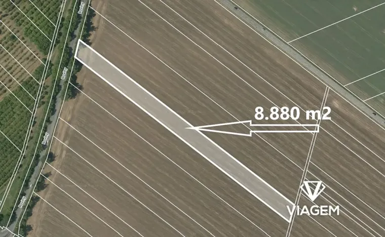 Prodej podílu pole, Brno, 2220 m2