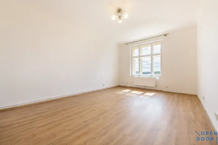 Pronájem bytu 3+1, Praha - Vinohrady, U Havlíčkových sadů, 100 m2